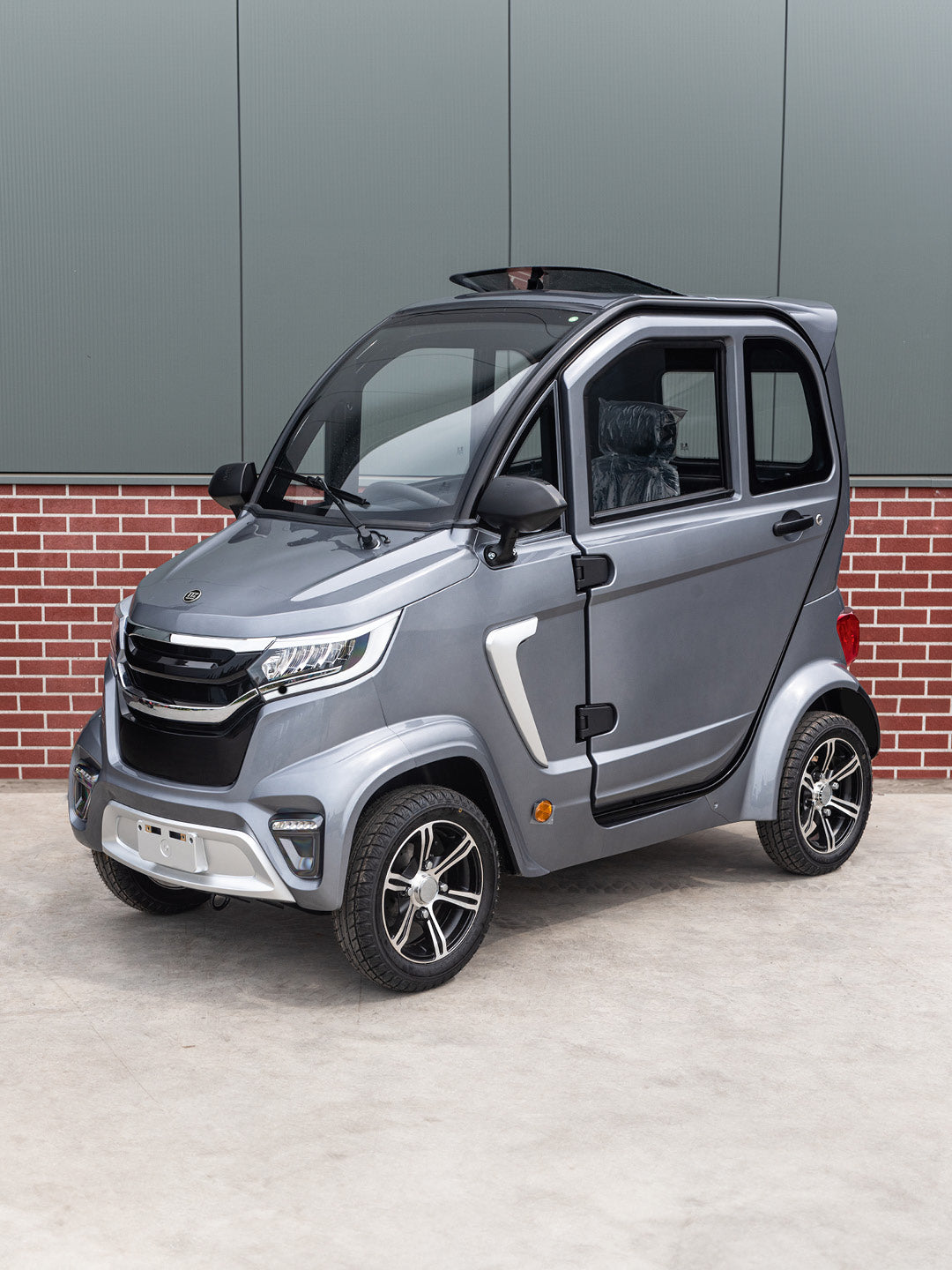 TTZ Electric Invalidevoertuig 1.0 - Silber/Grau - Volles elektrisches Bremsmobil - 45 km/h - Alternatief für Canta