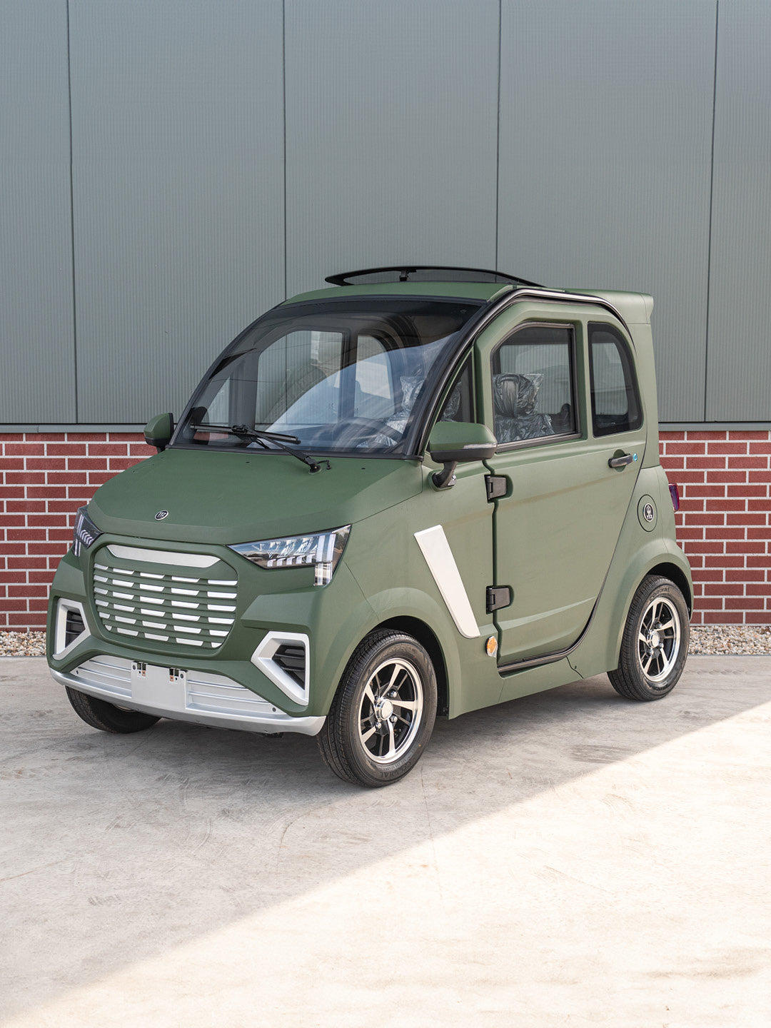 TTZ Elektro-Stadtauto für 4 Personen