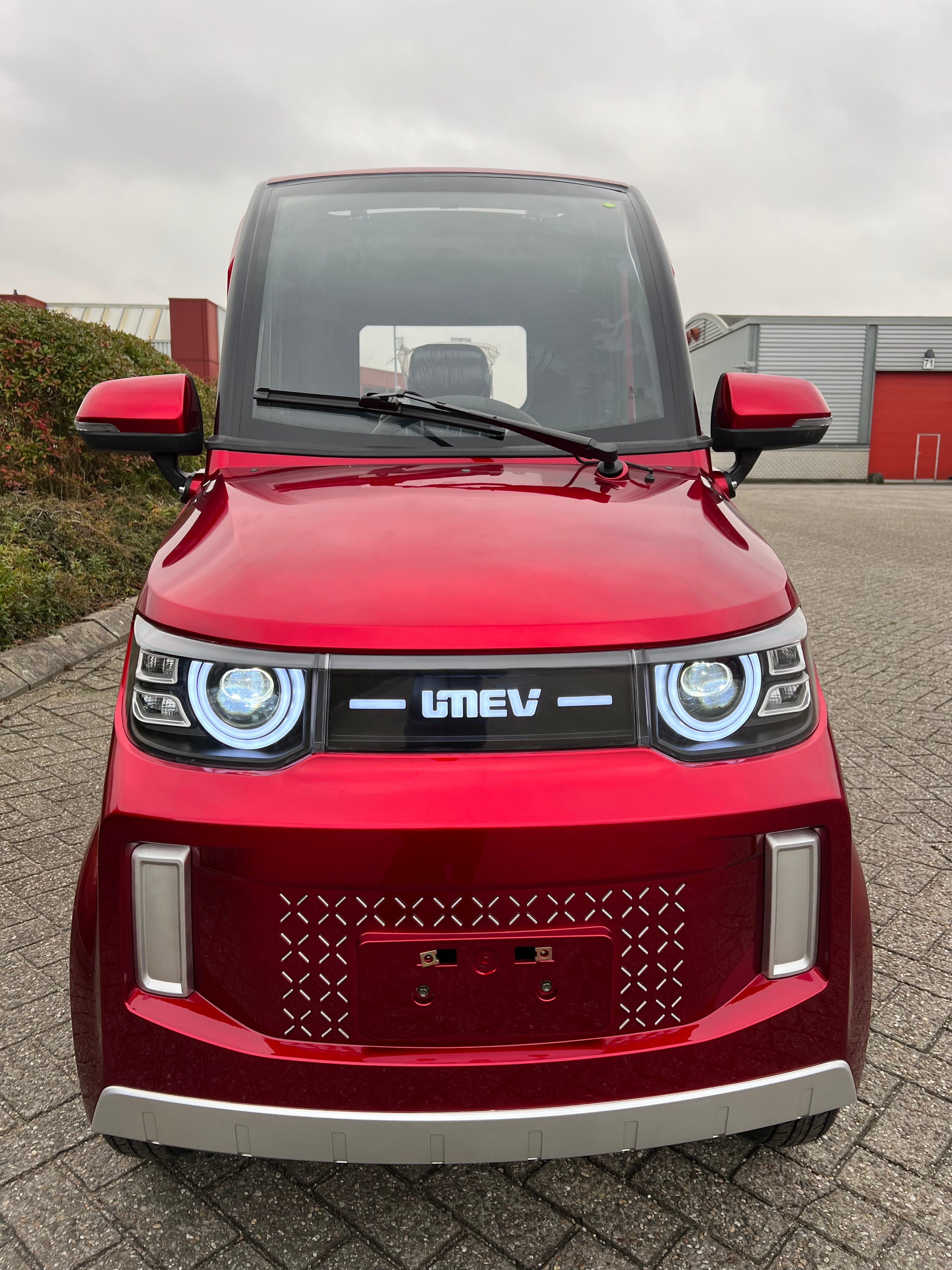 TTZ Elektrofahrzeug für Behinderte 2.0 – Rot