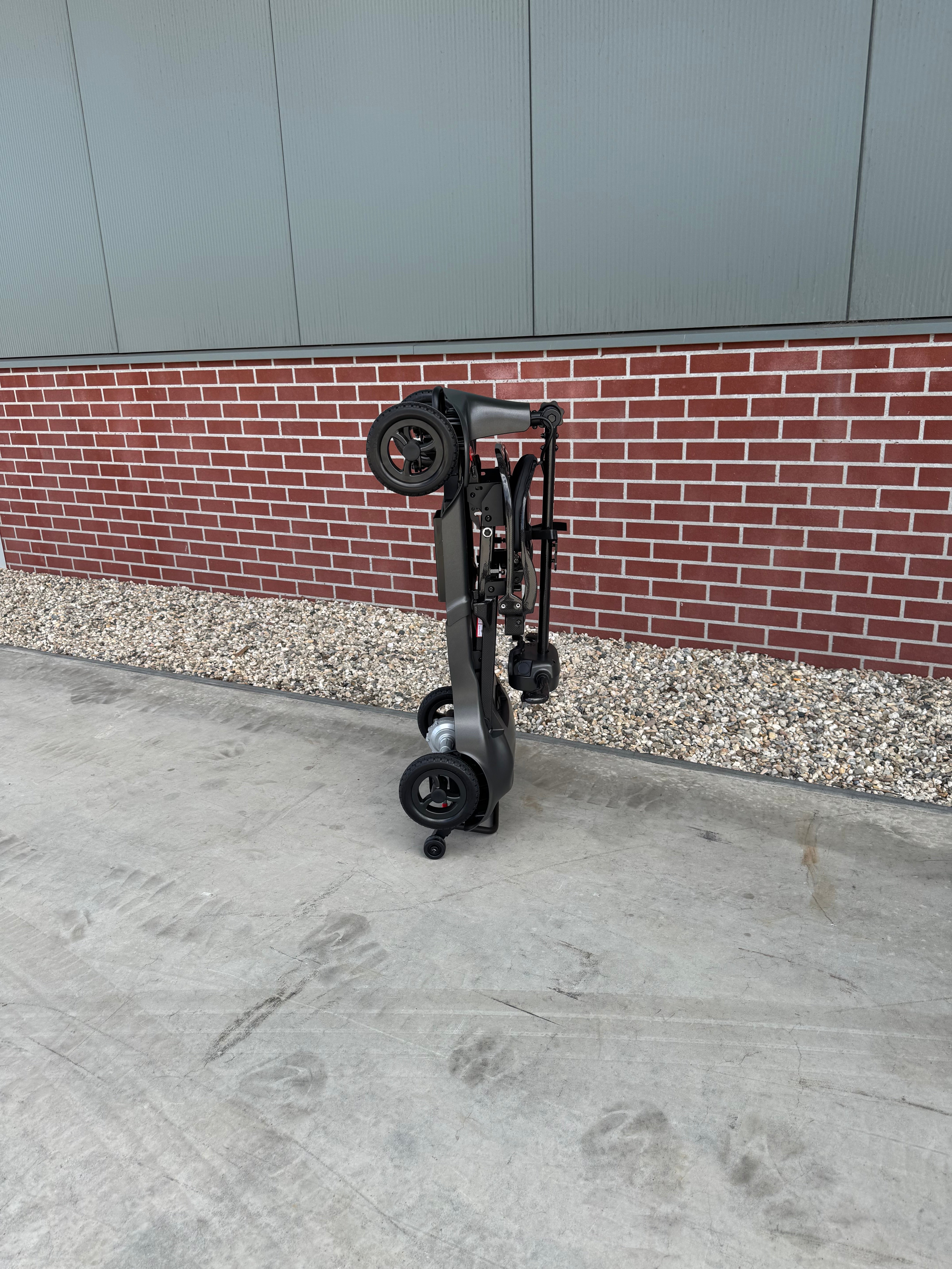 TTZ Electric SKY – Ultralichte Carbon Scootmobiel (2026)