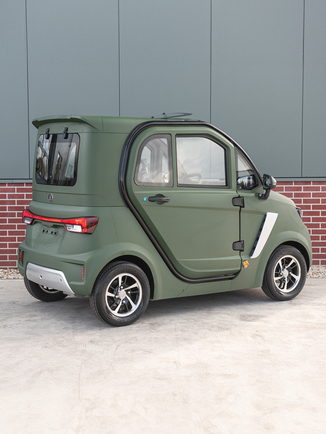 TTZ Elektro-Stadtauto für 4 Personen