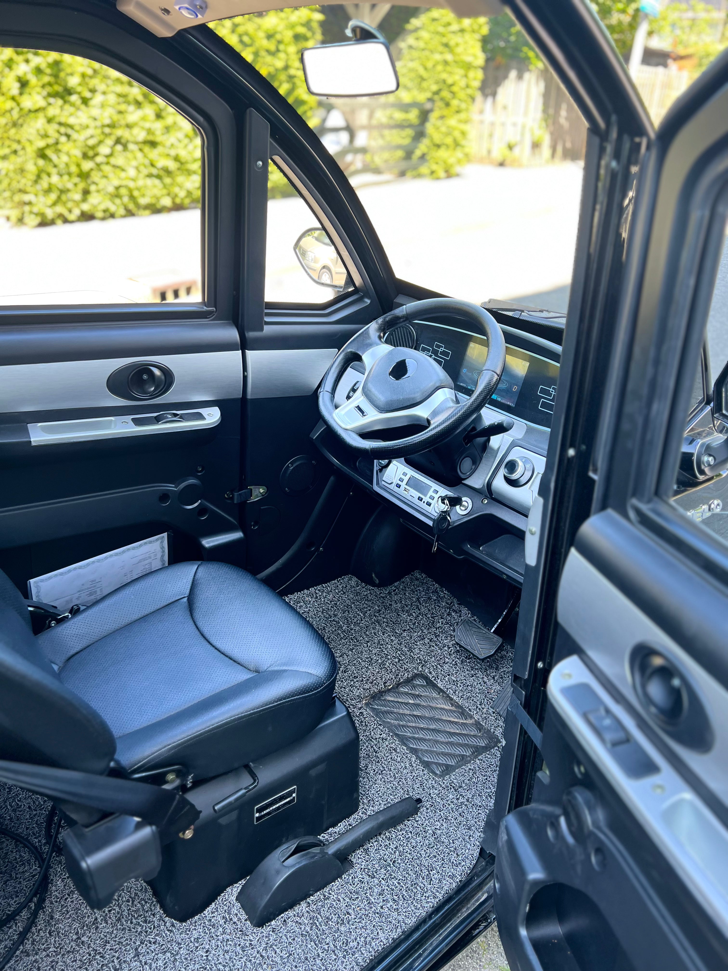 TTZ Elektrofahrzeug für Behinderte 1.0 – Schwarz