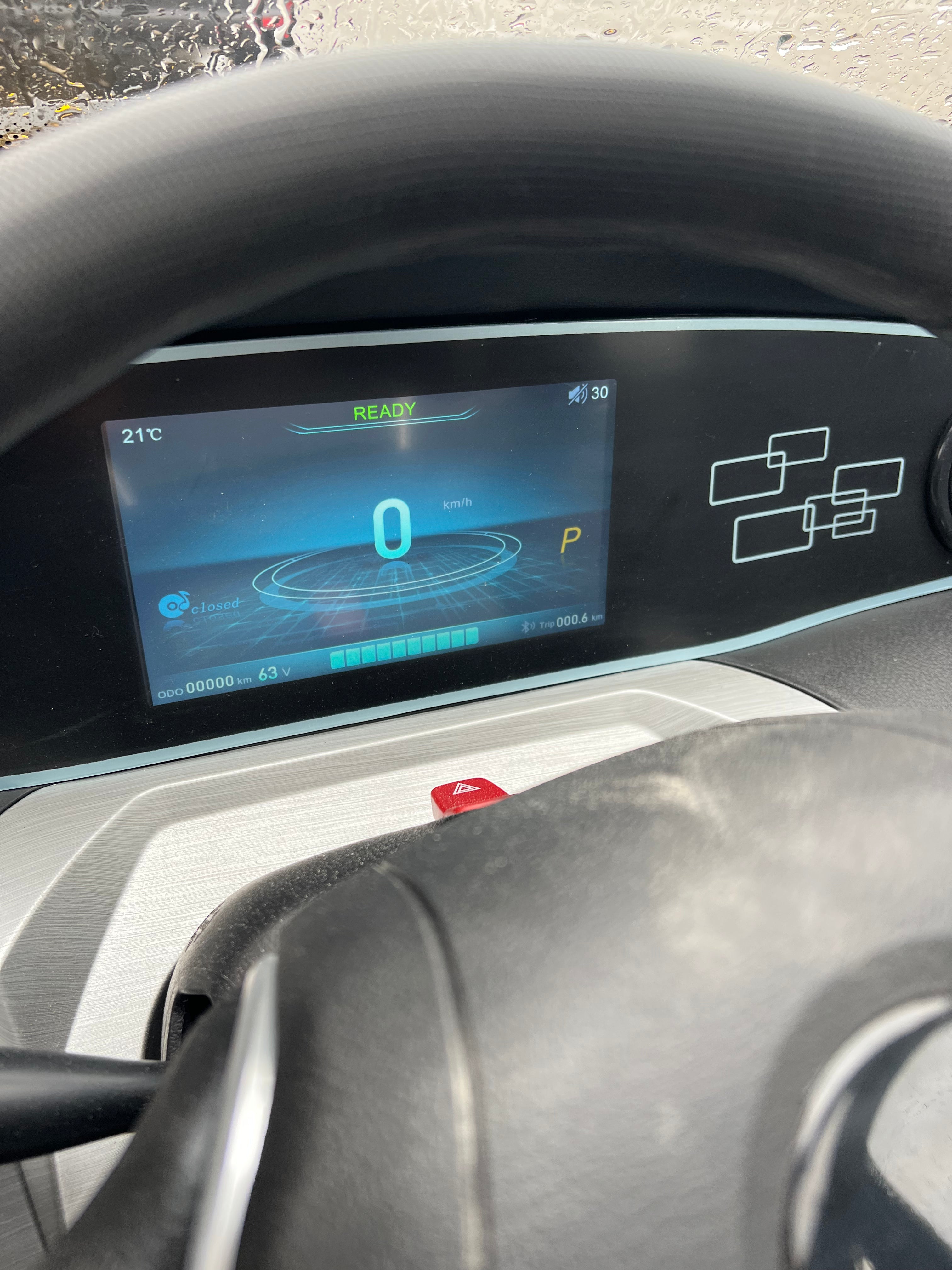 TTZ Elektrofahrzeug für Behinderte 1.0 – Gelb