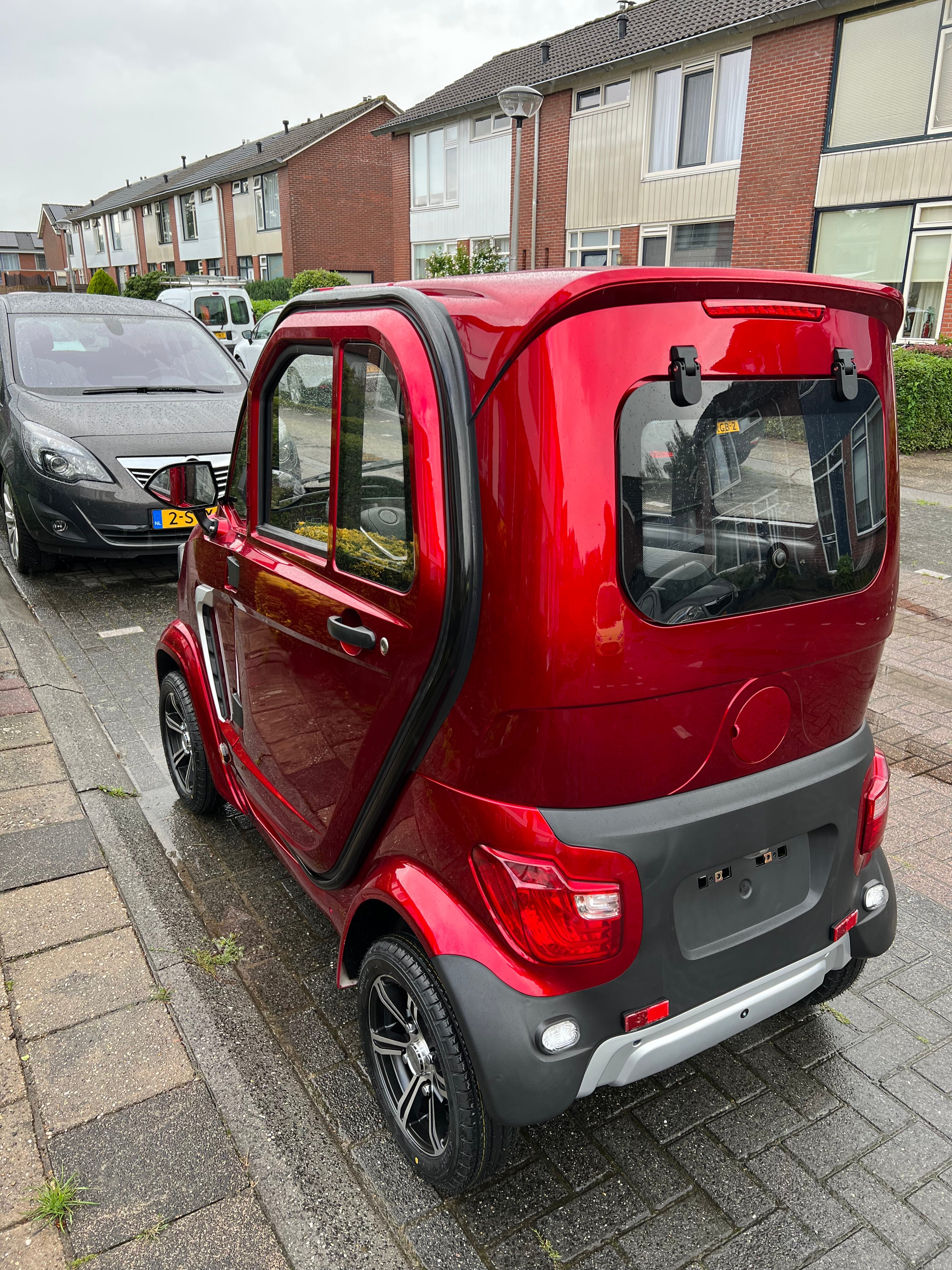 TTZ Elektrofahrzeug für Behinderte 1.0 – Rot